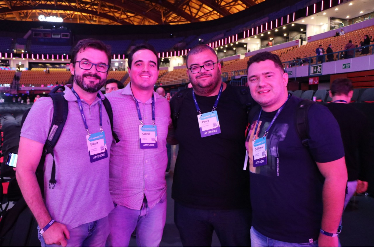 Eliézer Pimentel, CEO da CloudMed, Gabriel Borges, CEO da Quero2, e Pedro Figueredo e Guilherme Naldi, da  CloudMed.